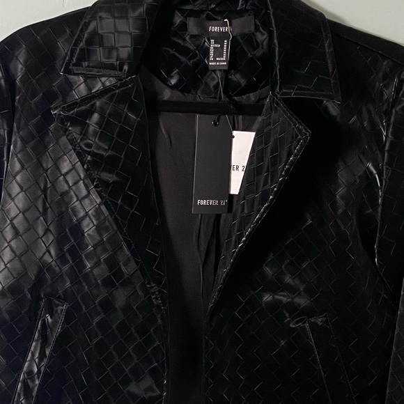 BNWT Black textured leather jacket - Picture 3 of 3